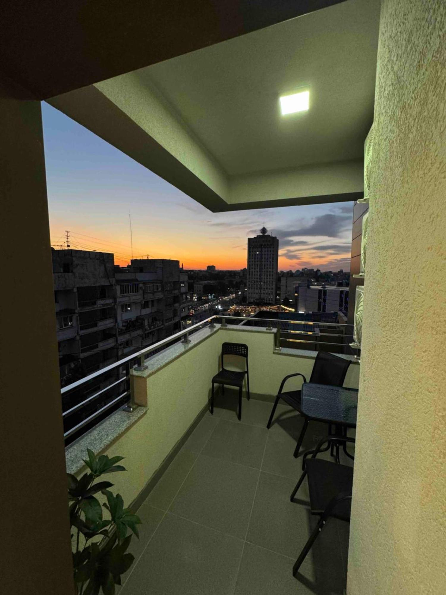 Rentnow Modern Business Apartment With 3 Bedrooms In Centre Chisinau Exterior foto